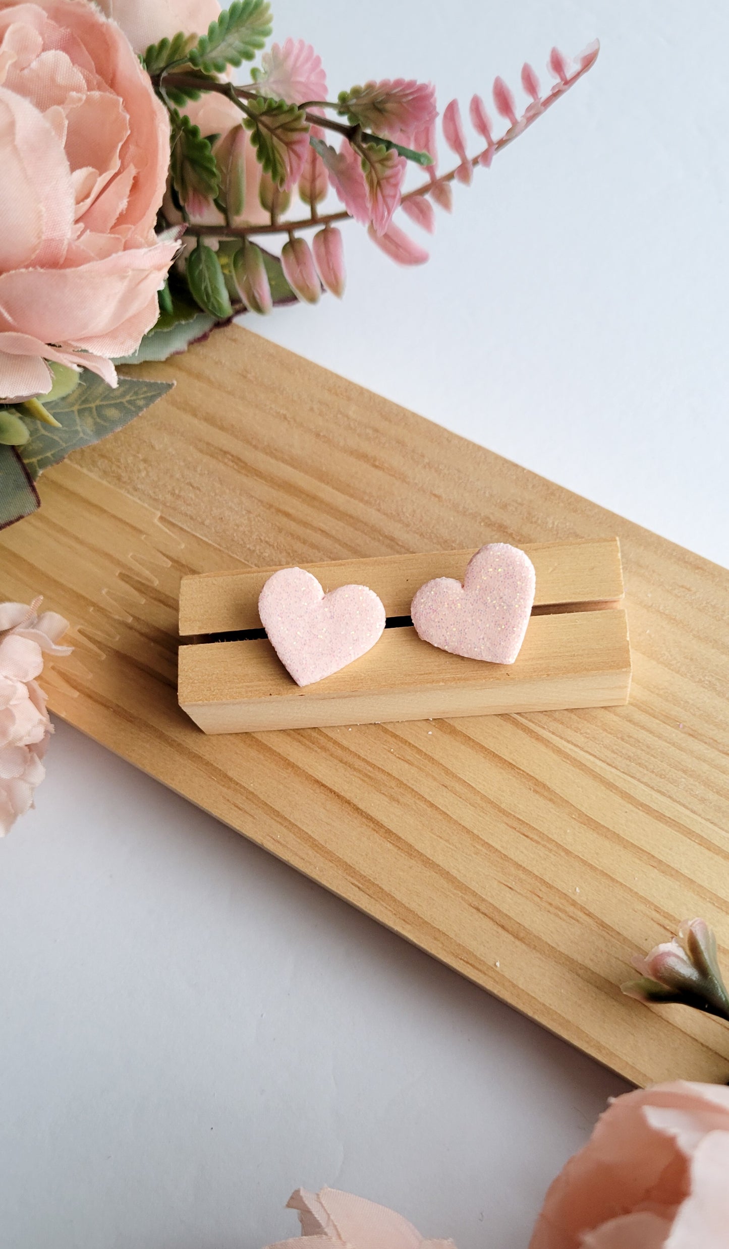 "Amour" Stud
