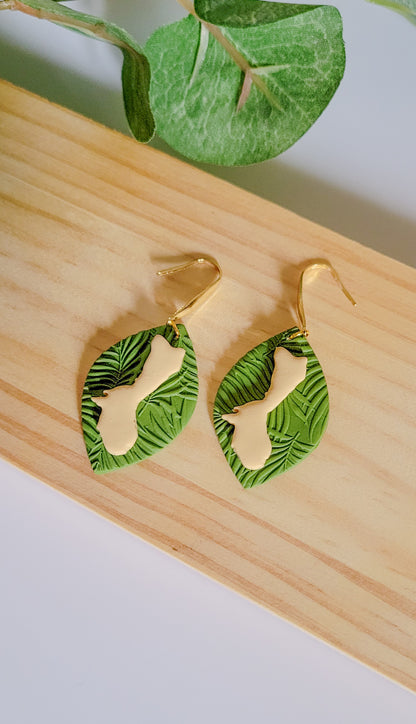 "Isla Guahan" Dangle