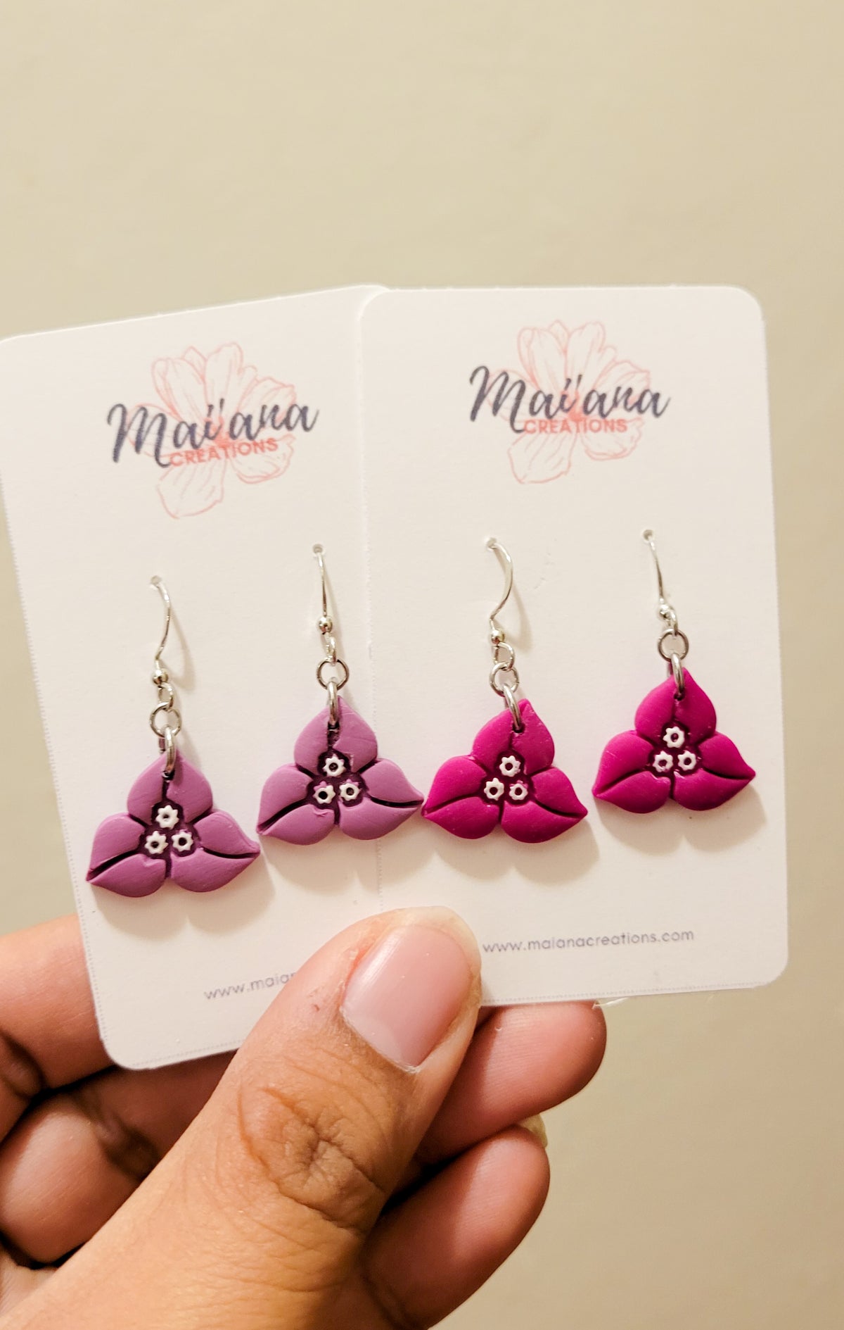"Puti Tai Nobu" Dangle