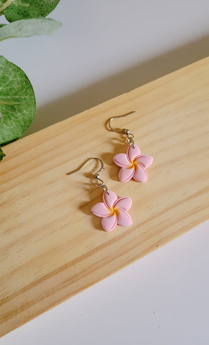 "Kamia" Dangle